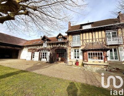 Maison - 282 m² - 12 pièces