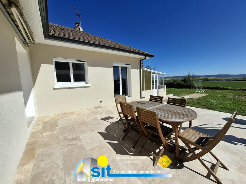 Maison - 92 m² - 4 pièces