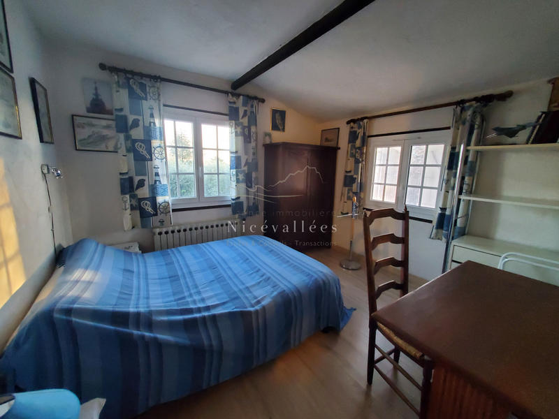 Maison - 193 m² - 13 pièces