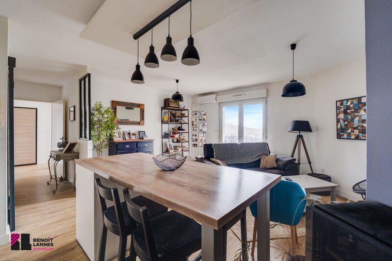 Appartement - 65 m² - 3 pièces