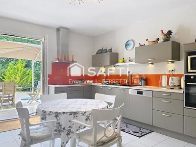 Maison - 291 m² - 8 pièces