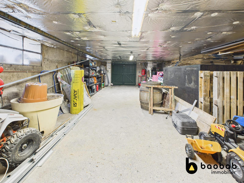 Maison - 199 m² - 8 pièces