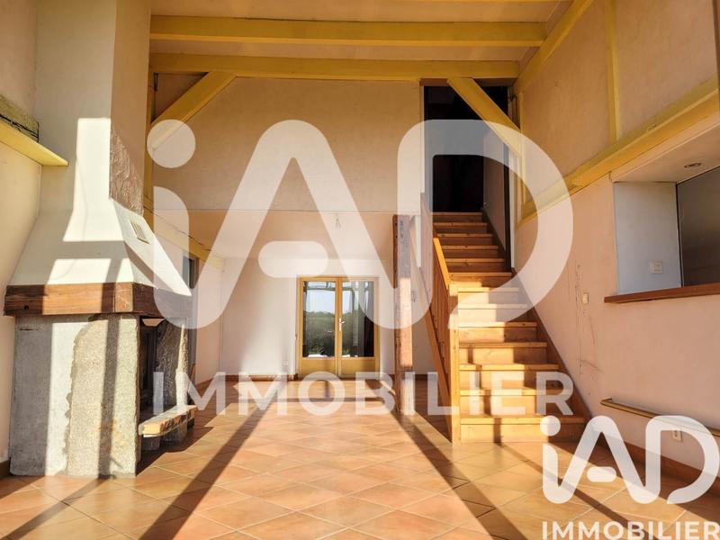 Maison - 317 m² - 8 pièces