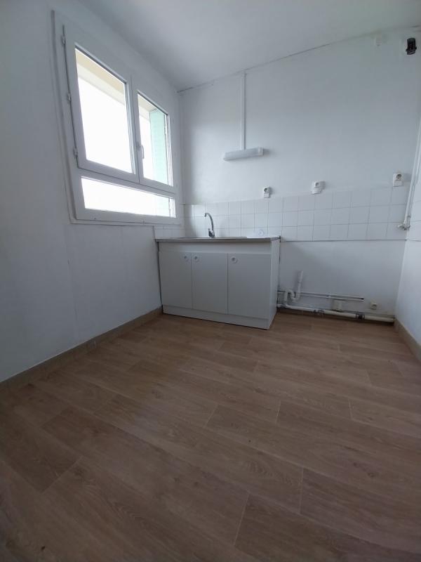 Appartement - 65 m² - 4 pièces