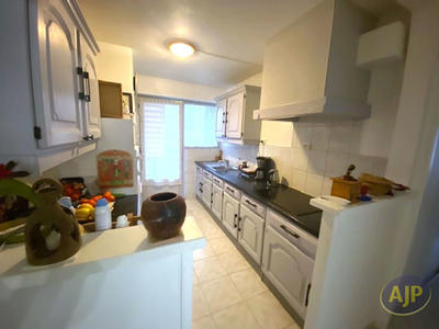 Appartement - 72 m² - 4 pièces