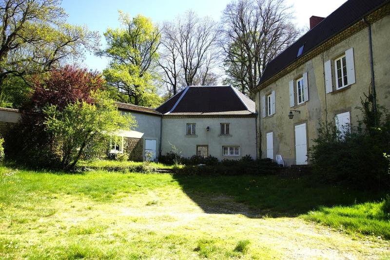 Maison de maîtres - 900 m² - 15 pièces