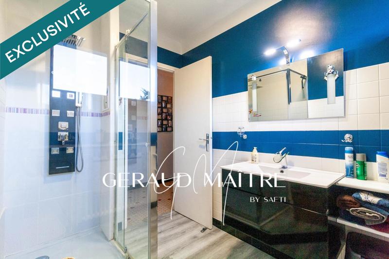 Maison - 196 m² - 10 pièces