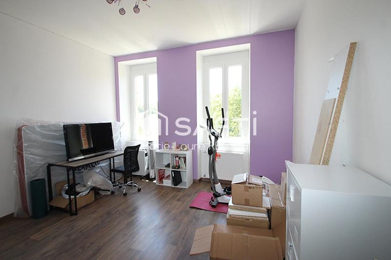 Maison - 223 m² - 6 pièces