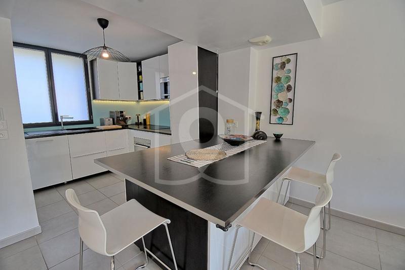 Villa - 94 m² - 4 pièces