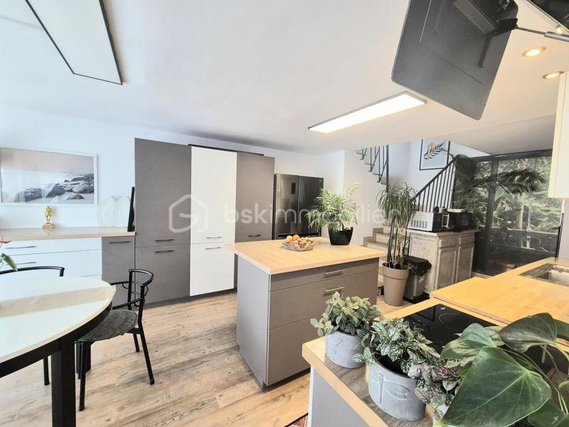 Duplex - 98 m² - 4 pièces