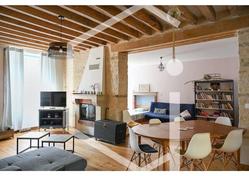 Maison - 193 m² - 9 pièces