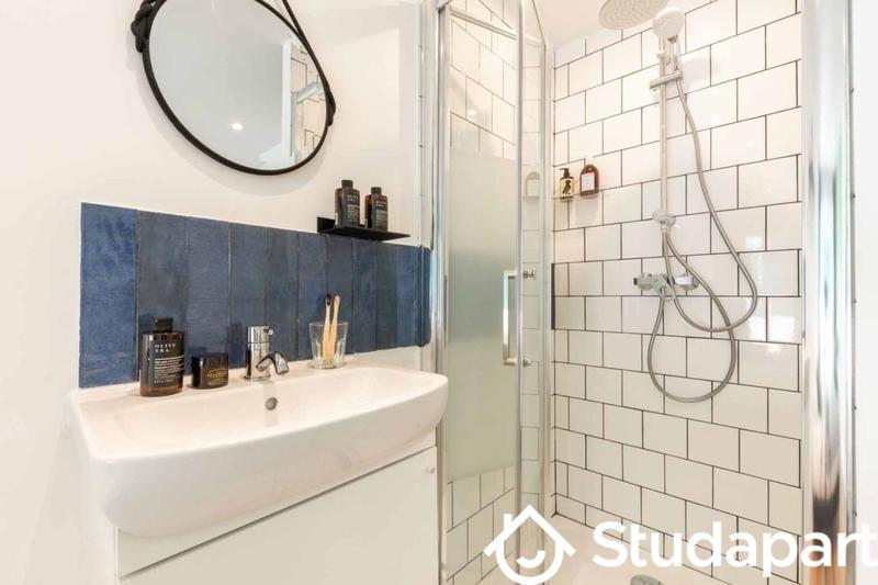 Chambre - 14 m² - 1 pièce