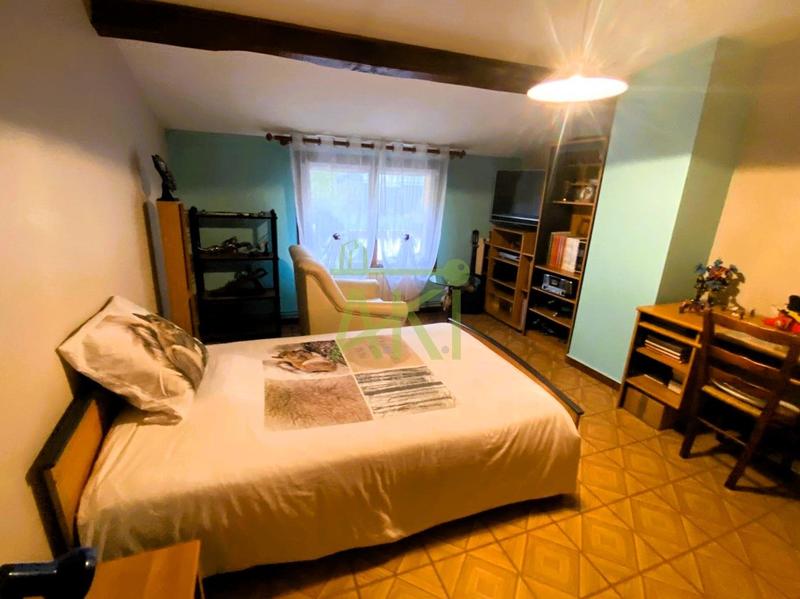 Maison - 143 m² - 5 pièces