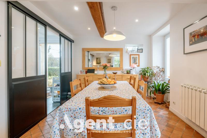 Maison ancienne - 170 m² - 9 pièces