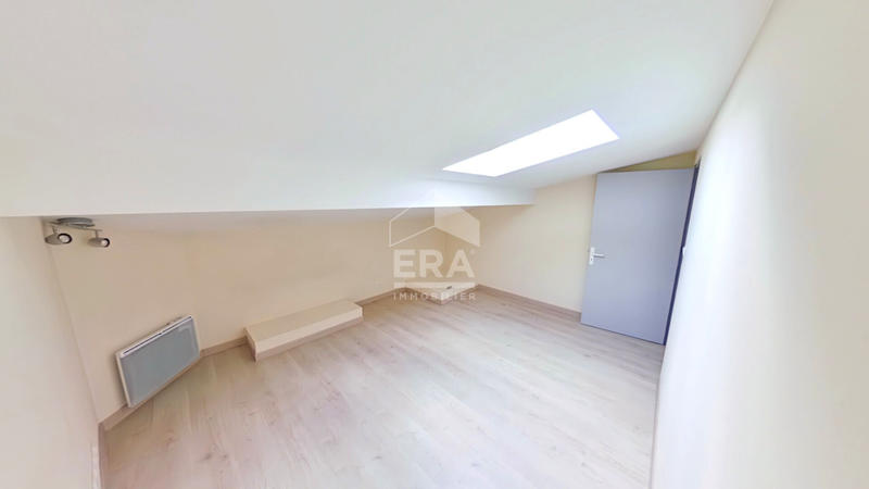 Maison - 111 m² - 6 pièces