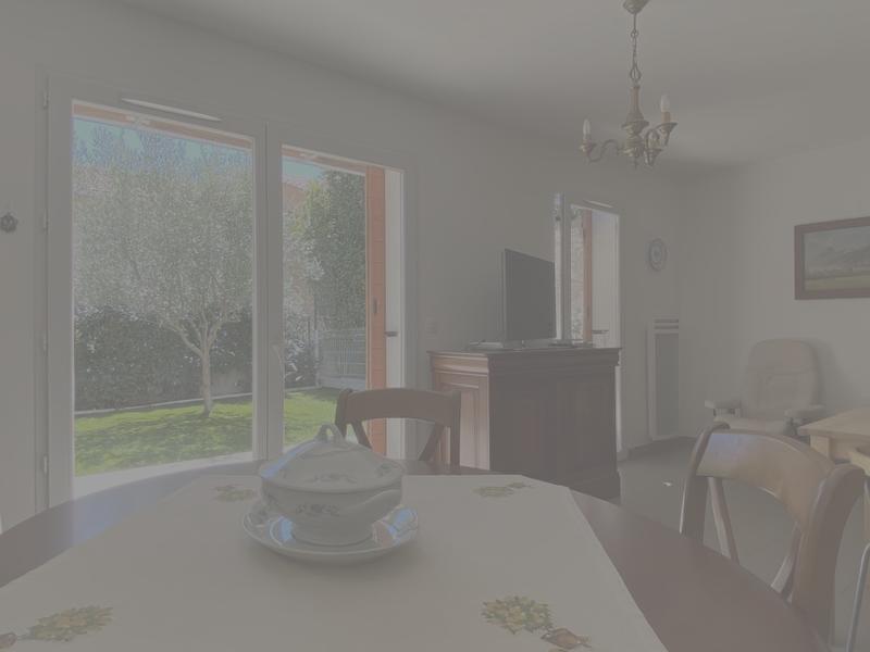 Villa - 80 m² - 4 pièces