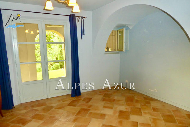 Villa - 251 m² - 5 pièces