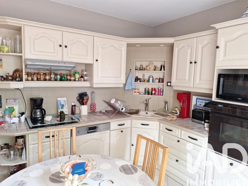 Maison - 181 m² - 5 pièces