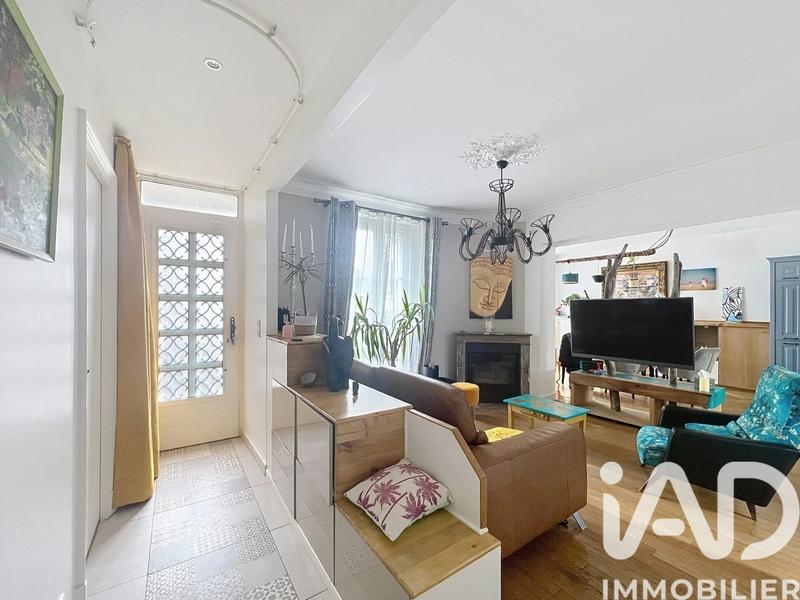 Maison - 180 m² - 7 pièces