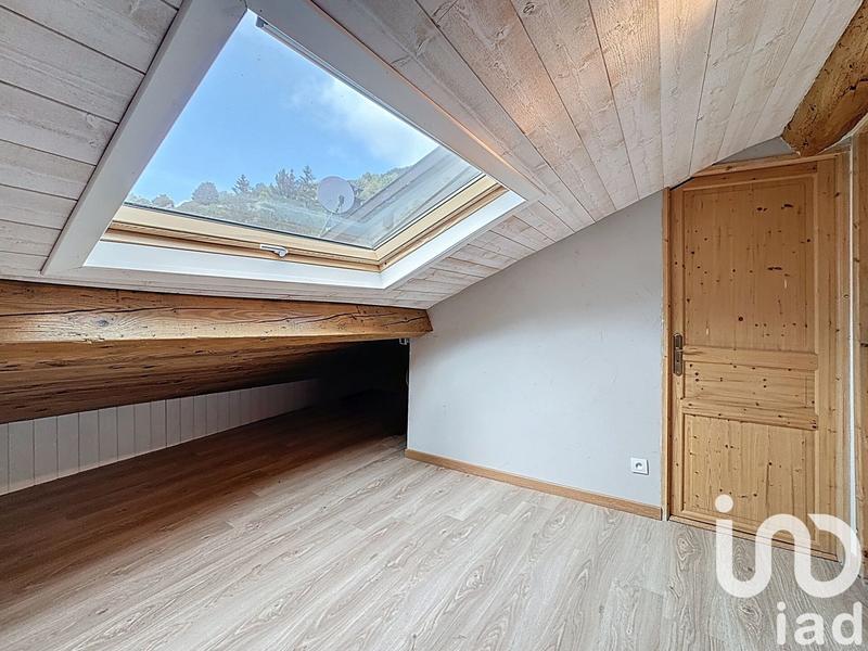 Maison de village - 87 m² - 4 pièces