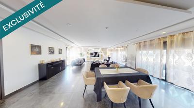 Maison - 200 m² - 12 pièces