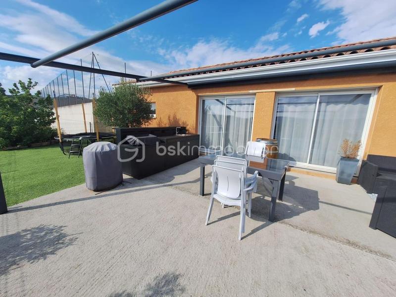 Maison - 92 m² - 4 pièces