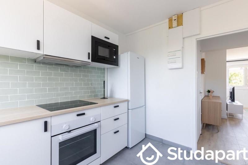 Chambre - 9 m² - 1 pièce