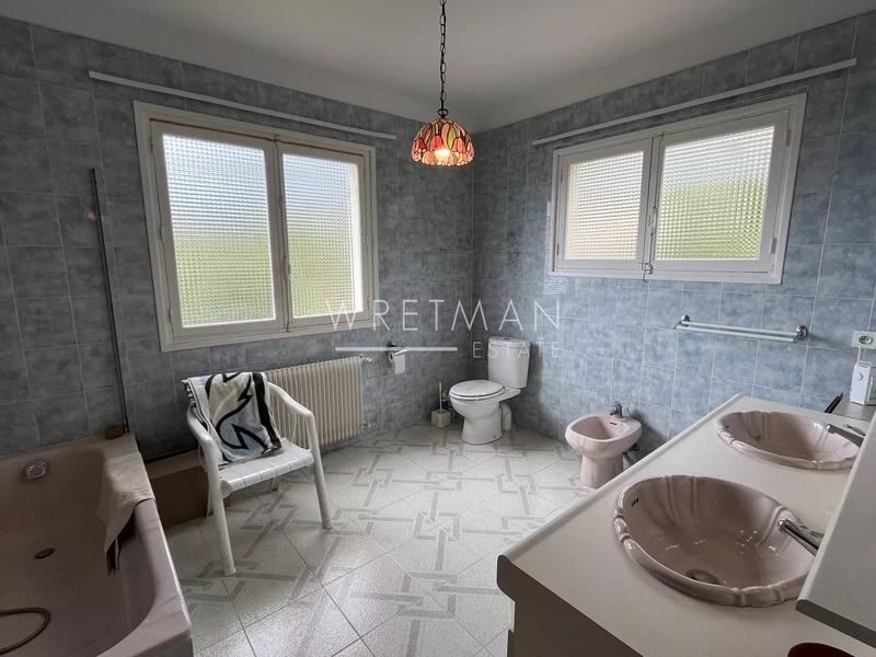 Villa - 260 m² - 7 pièces