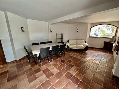 Maison de village - 180 m² - 10 pièces