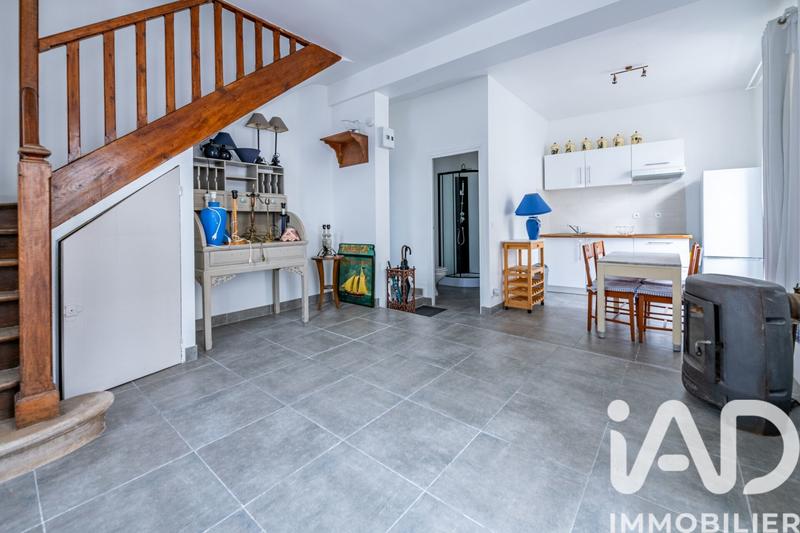 Maison - 276 m² - 10 pièces