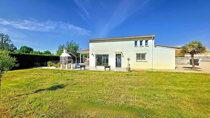 Villa - 205 m² - 7 pièces