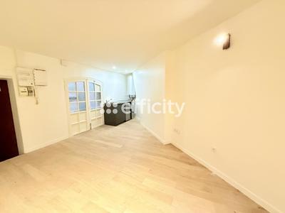 Studio - 20 m² - 1 pièce