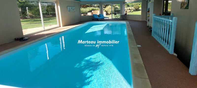 Maison - 240 m² - 7 pièces