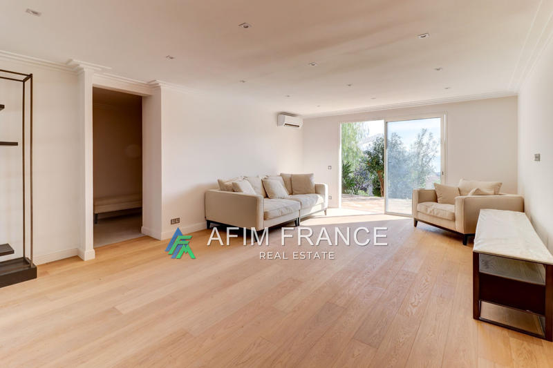 Maison - 148 m² - 5 pièces