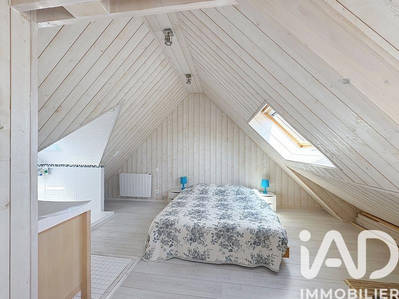 Maison - 178 m² - 10 pièces