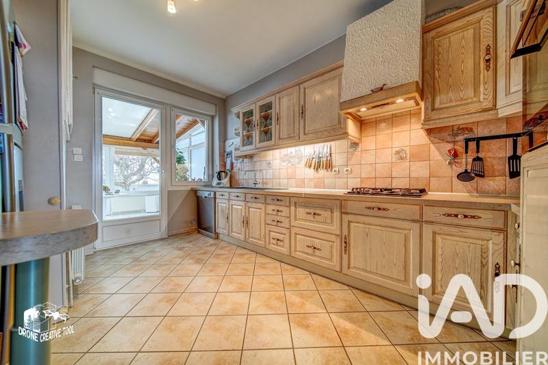 Maison - 146 m² - 8 pièces