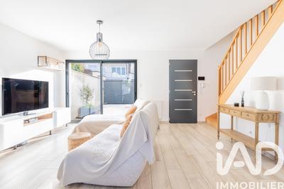 Maison - 113 m² - 6 pièces