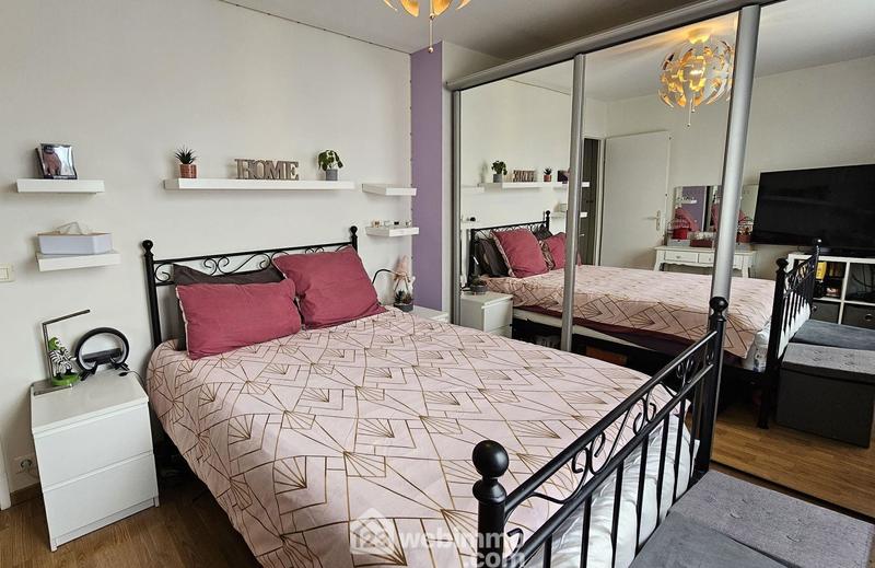 Maison - 90 m² - 5 pièces