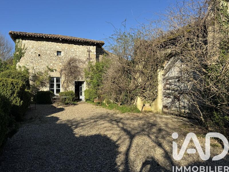 Maison - 176 m² - 6 pièces