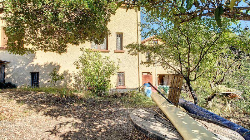 Maison - 180 m² - 7 pièces