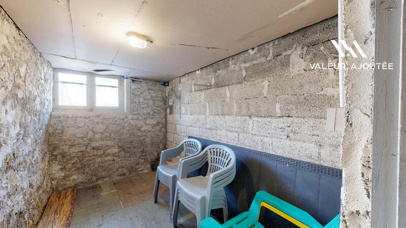 Maison - 107 m² - 6 pièces