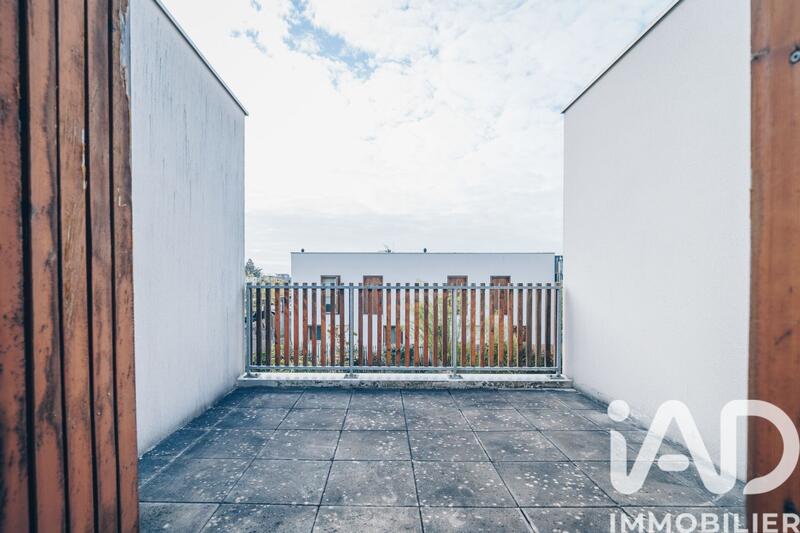 Maison - 83 m² - 4 pièces