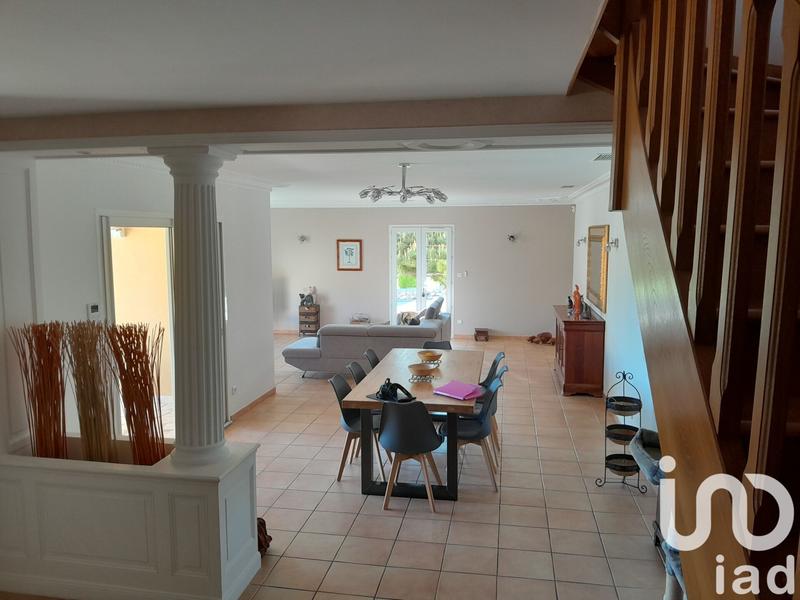 Maison - 186 m² - 6 pièces