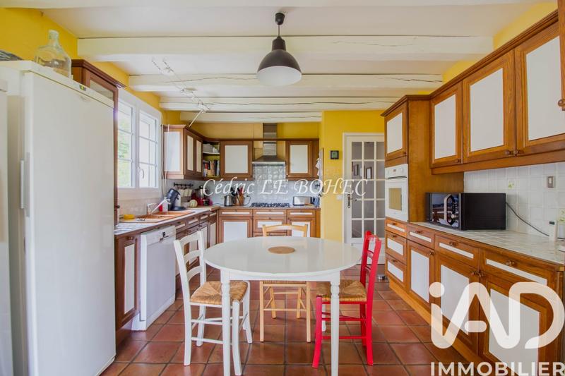 Maison - 198 m² - 8 pièces