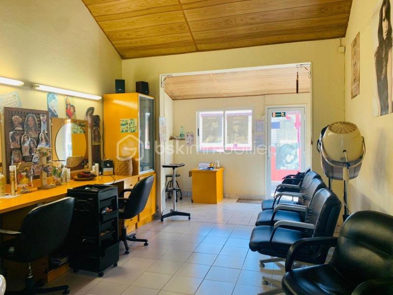 Local commercial - 23 m² - 2 pièces