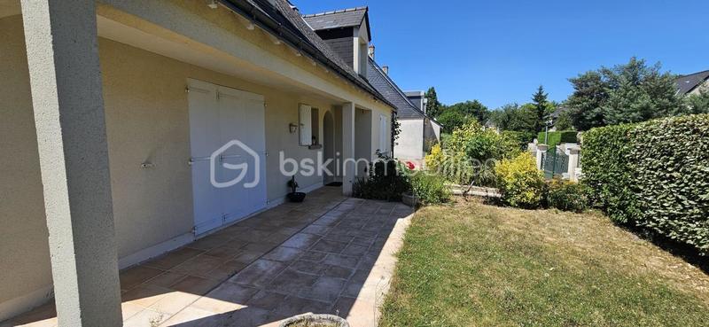 Maison traditionnelle - 159 m² - 6 pièces