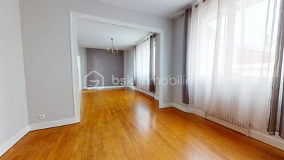 Maison - 122 m² - 6 pièces