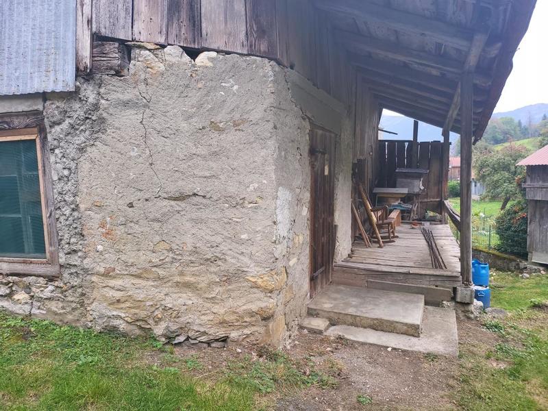 Maison - 85 m² - 10 pièces