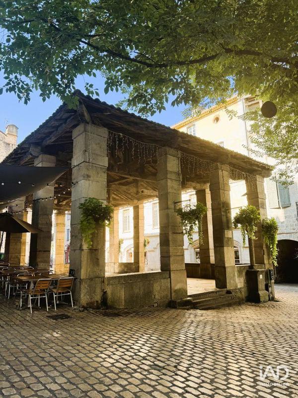 Local commercial - 212 m²