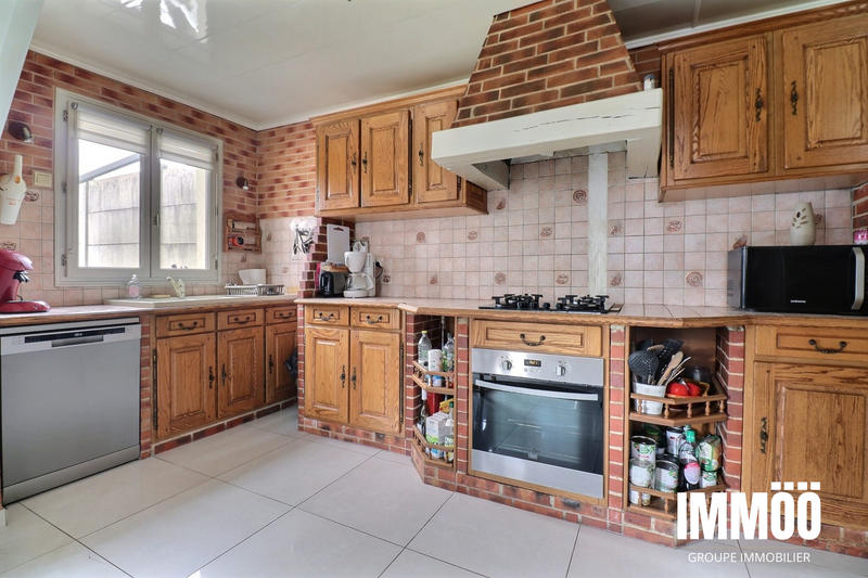 Maison - 95 m² - 4 pièces